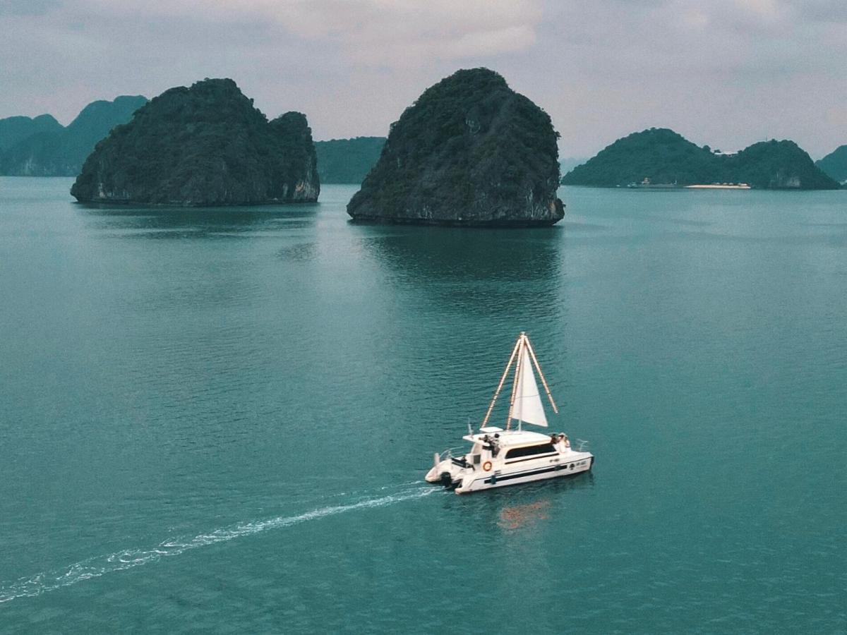 Scarlet Pearl Cruises Hotel Ha Long Buitenkant foto
