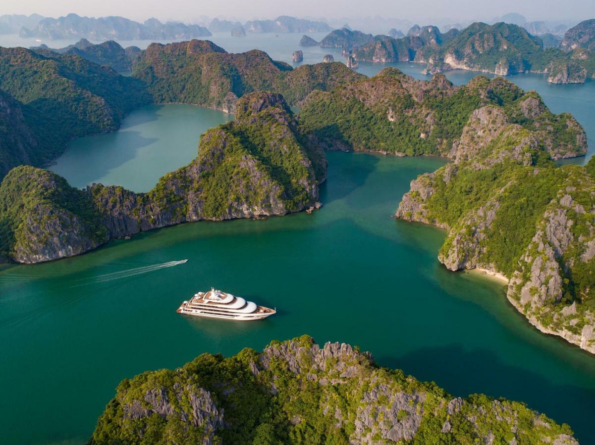 Scarlet Pearl Cruises Hotel Ha Long Buitenkant foto