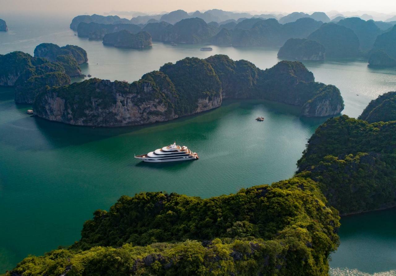 Scarlet Pearl Cruises Hotel Ha Long Buitenkant foto