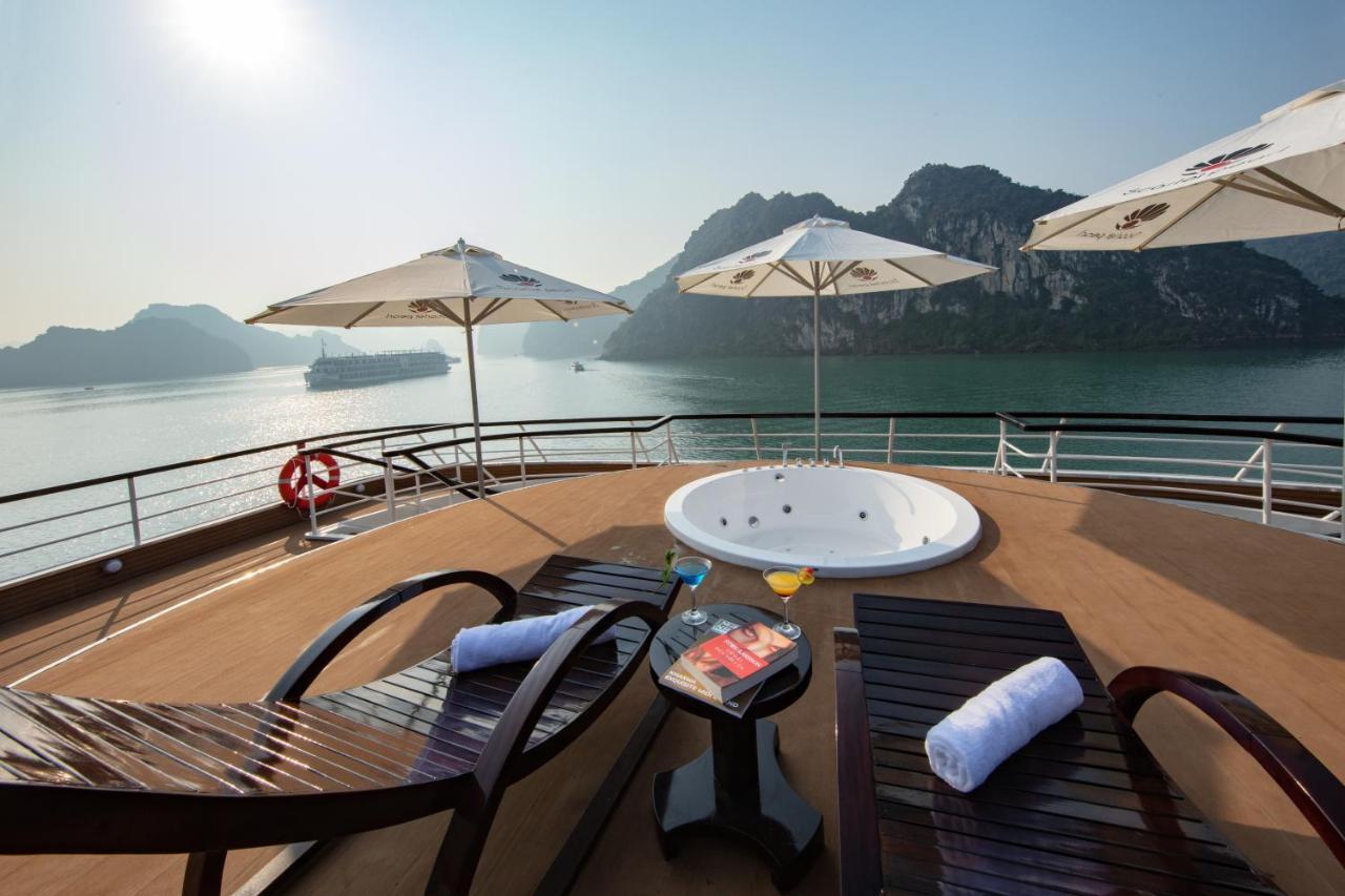 Scarlet Pearl Cruises Hotel Ha Long Buitenkant foto