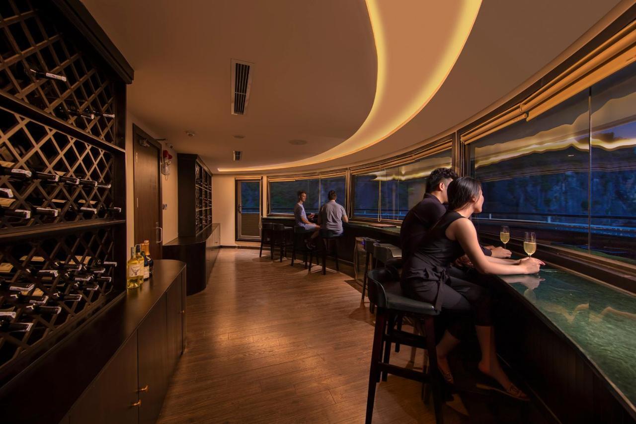 Scarlet Pearl Cruises Hotel Ha Long Buitenkant foto